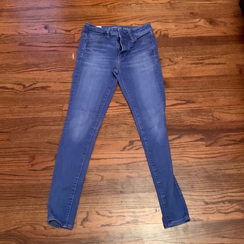 American eagle skinny jeans no holes